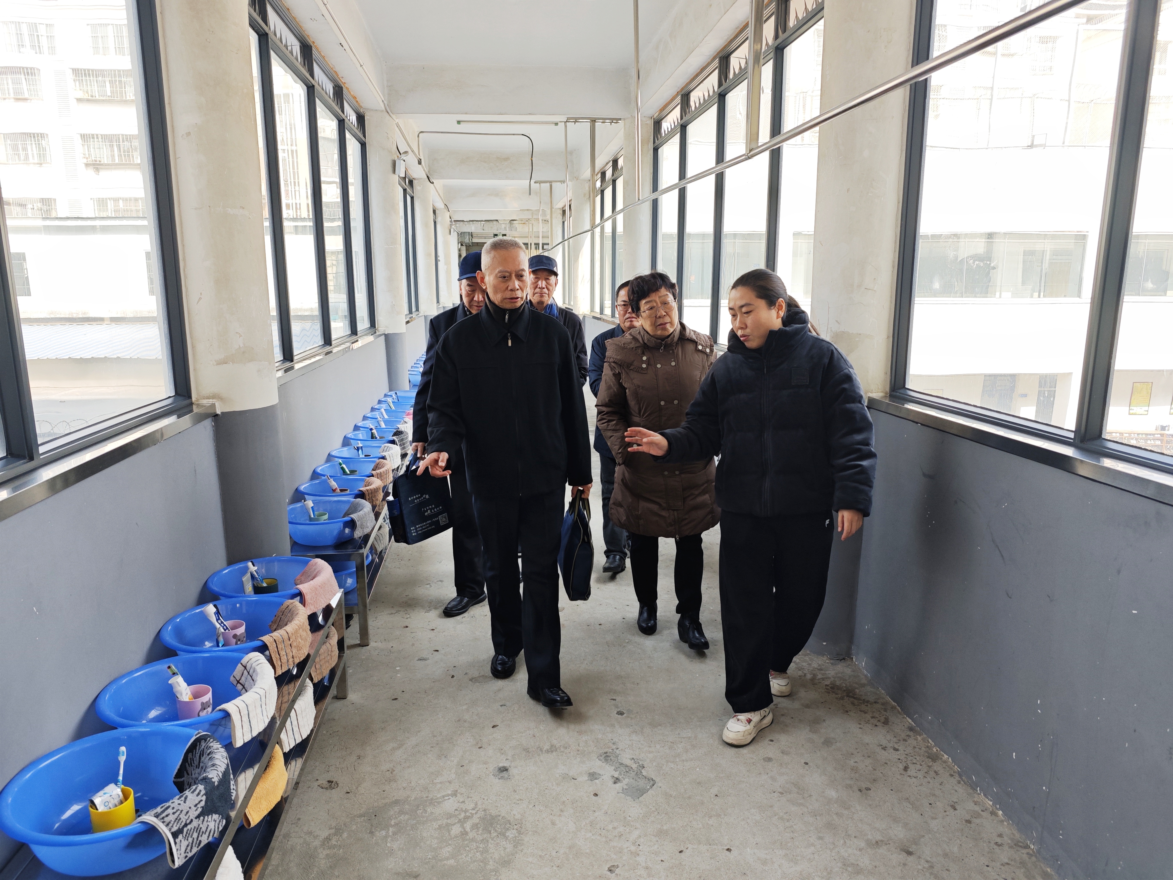 法治关爱进高墙